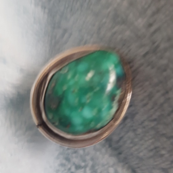 Ring - Picture 5 of 5